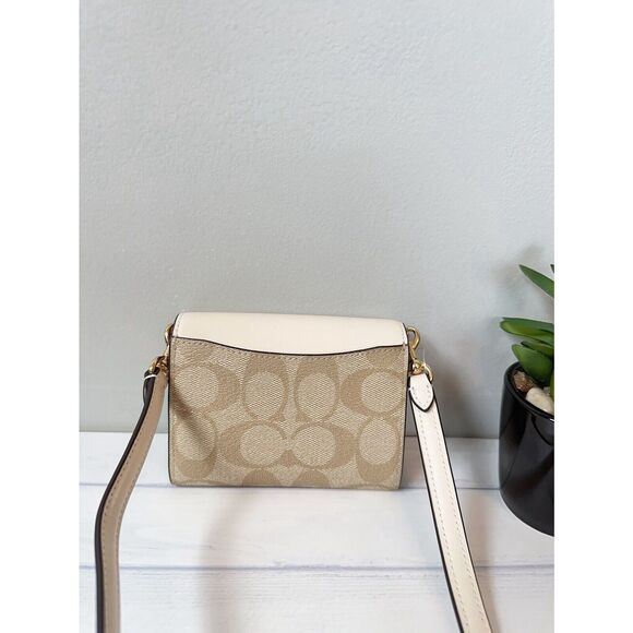 NWT Coach Mini Envelope Wallet With Strap In Signature Canvas CU172 Khaki/Chalk - Picture 3 of 5